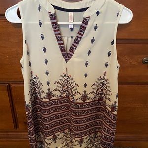 Sleeveless blouse